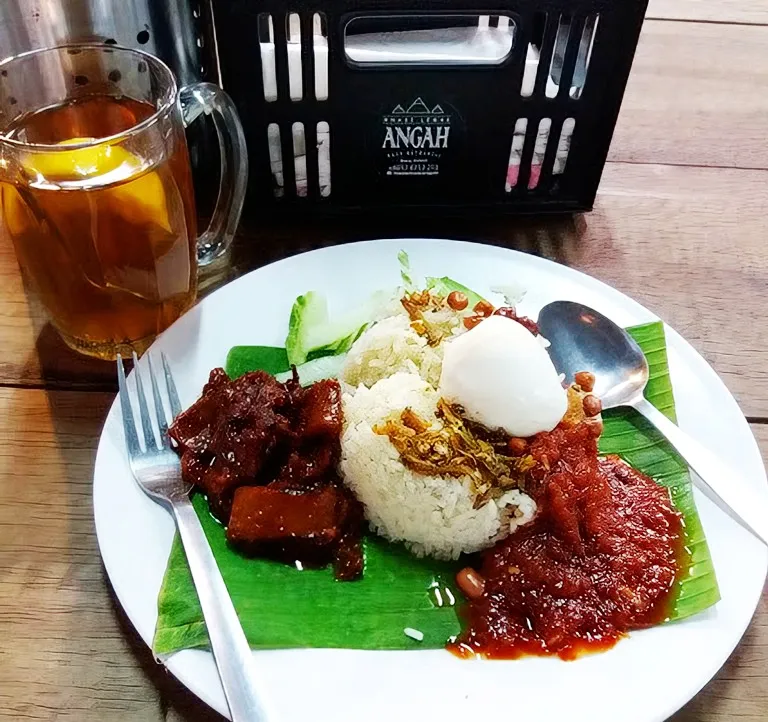 Nasi Lemak Angah, Sentul