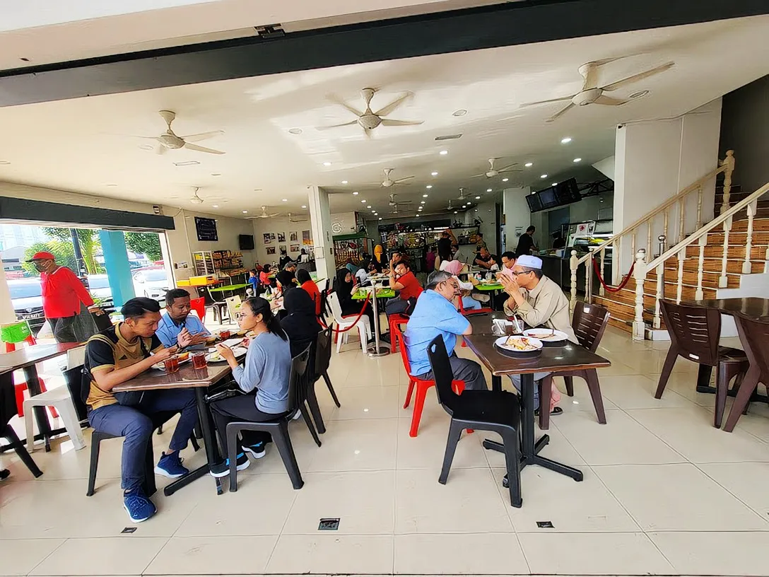 Nasi Lemak Saleha, Ampang