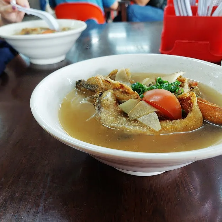 Norway Salmon Fish Head Noodles, Jinjang Selatan