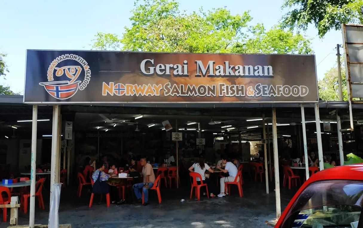 Norway Salmon Fish Head Noodles, Jinjang Selatan