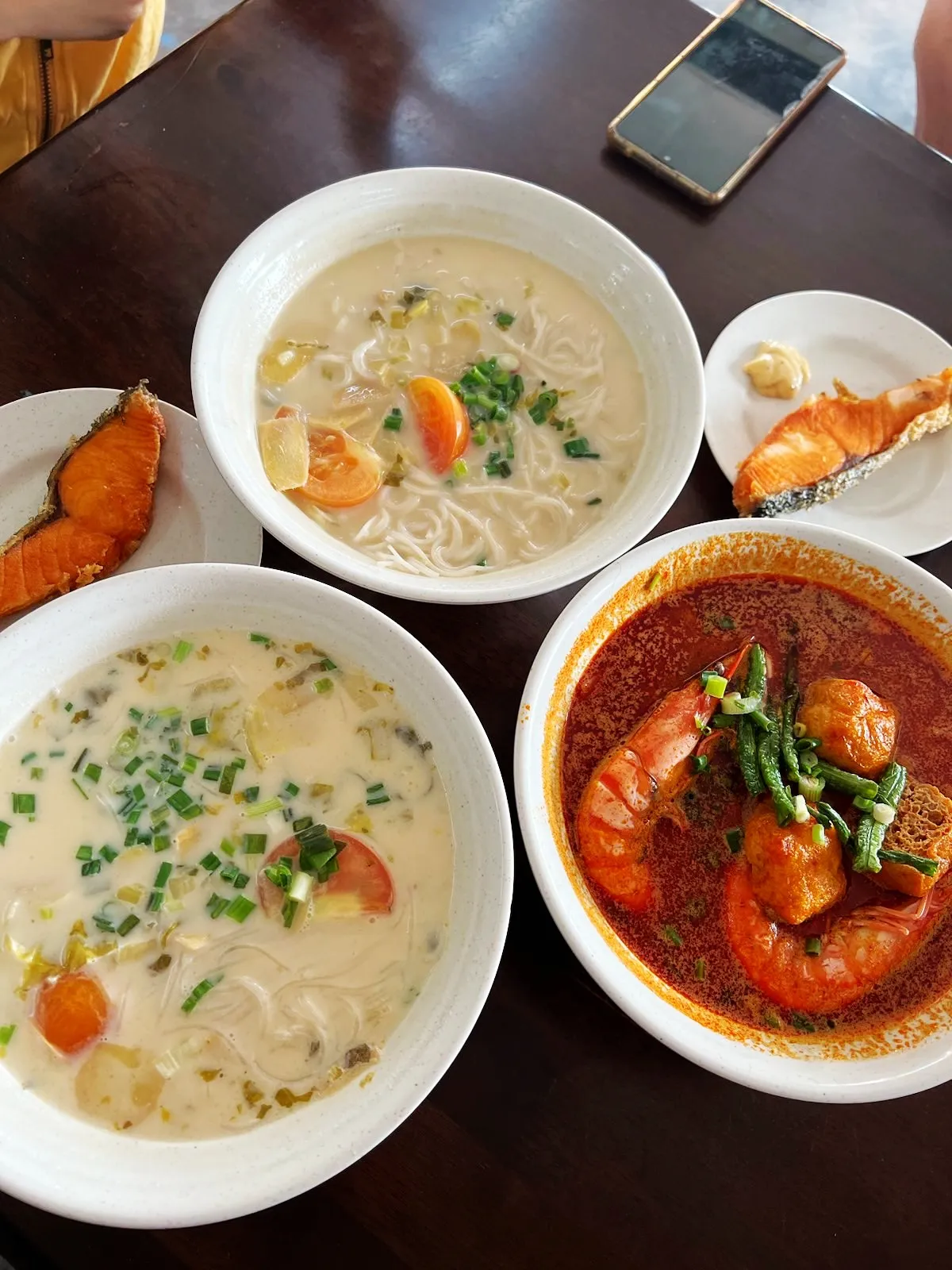 Norway Salmon Fish Head Noodles, Jinjang Selatan