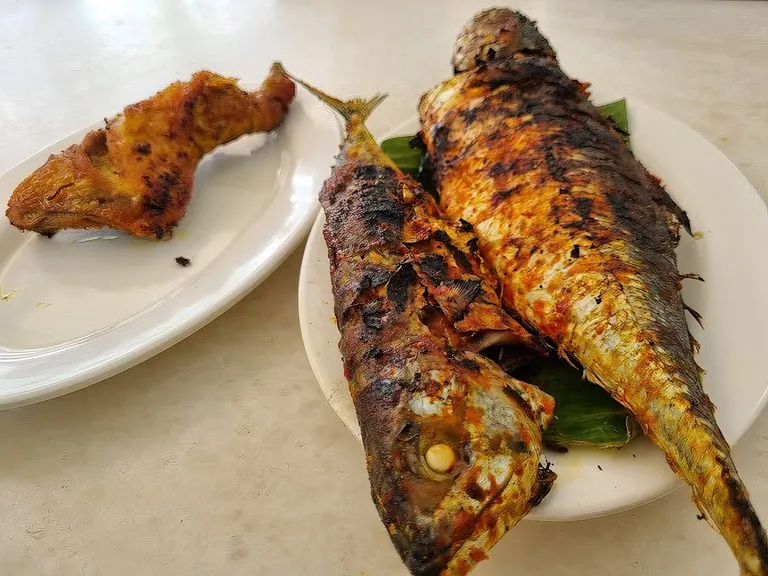 Restoran Ummi Aishah, Kota Warisan