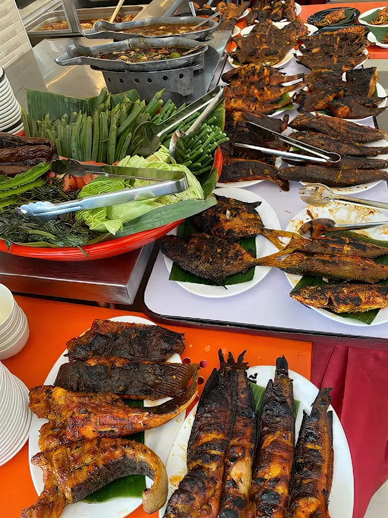 Restoran Ummi Aishah, Kota Warisan