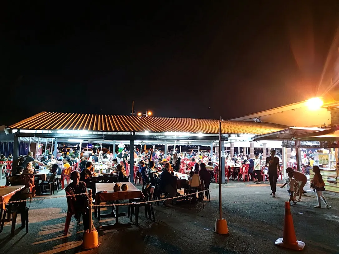 Senandung Malam Seafood, Bagan Lalang, Sepang