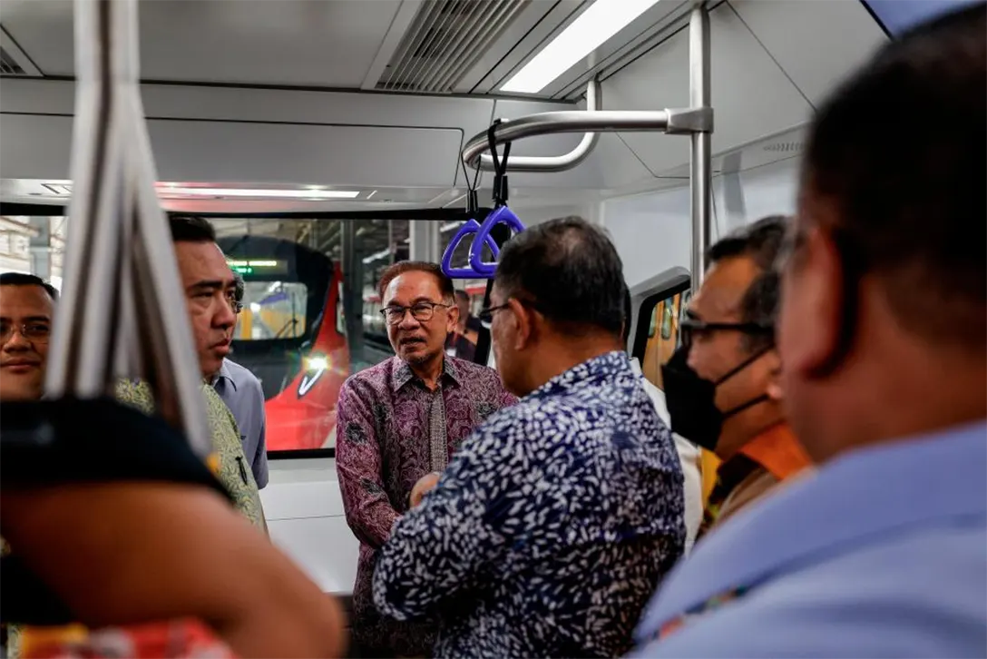 New Putrajaya MRT Line free until March 31, says PM