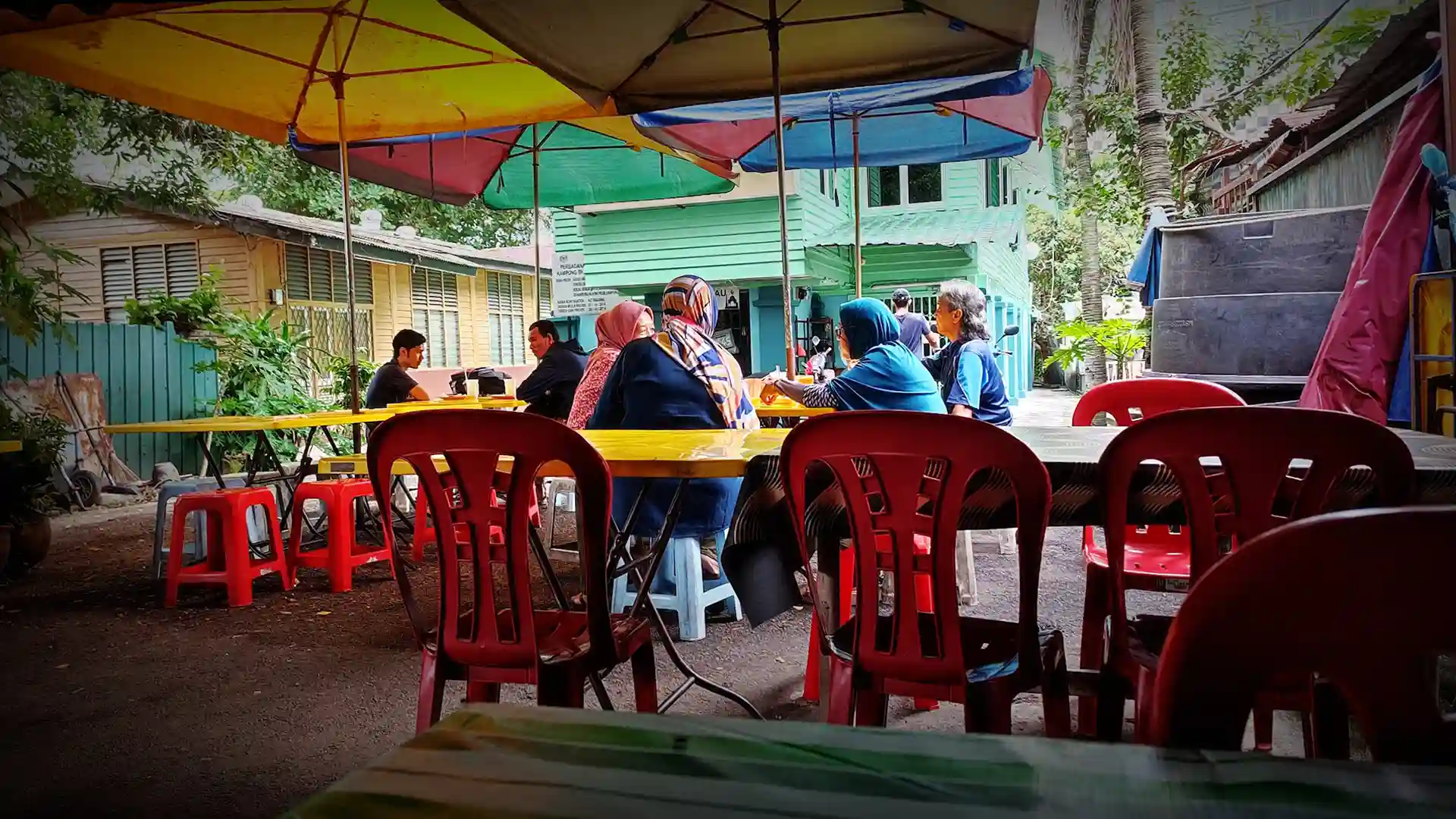 Gerai Pak Hassan, Kampung Baru — Where Roti Canai Meets Kampung Charm