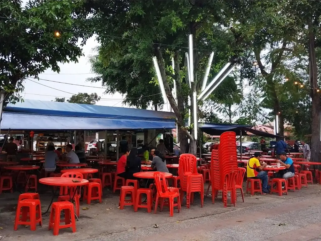 Gerai Big Tree Head Mamak, Kepong Baru — Where the Fried Chicken Steals the Show