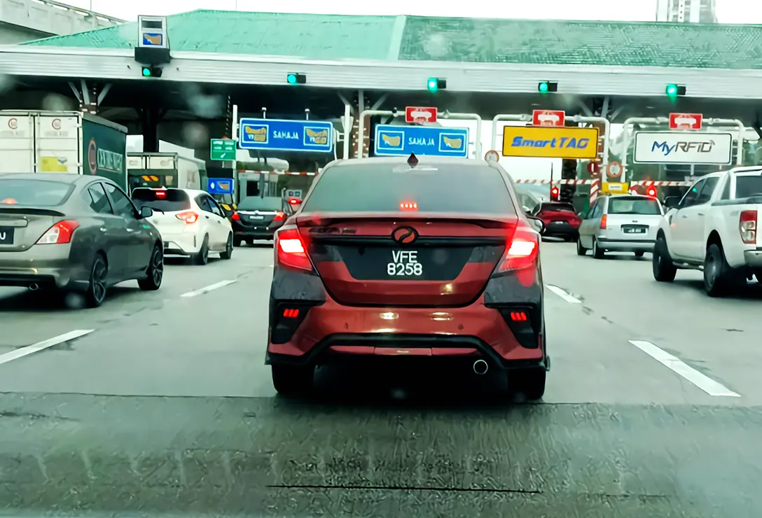 Kota Damansara Toll Plaza