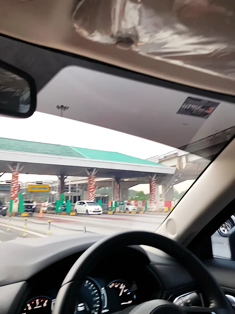 Kota Damansara Toll Plaza