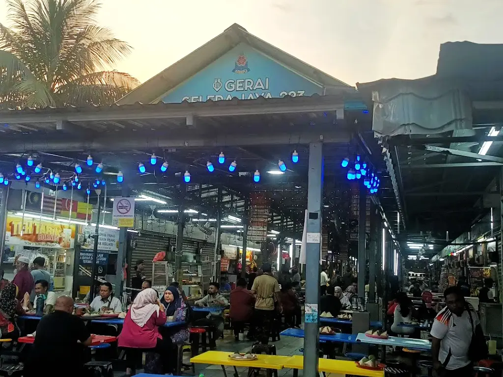 Nasi Lemak Panas Yati & Suri, Medan Selera Jaya 223