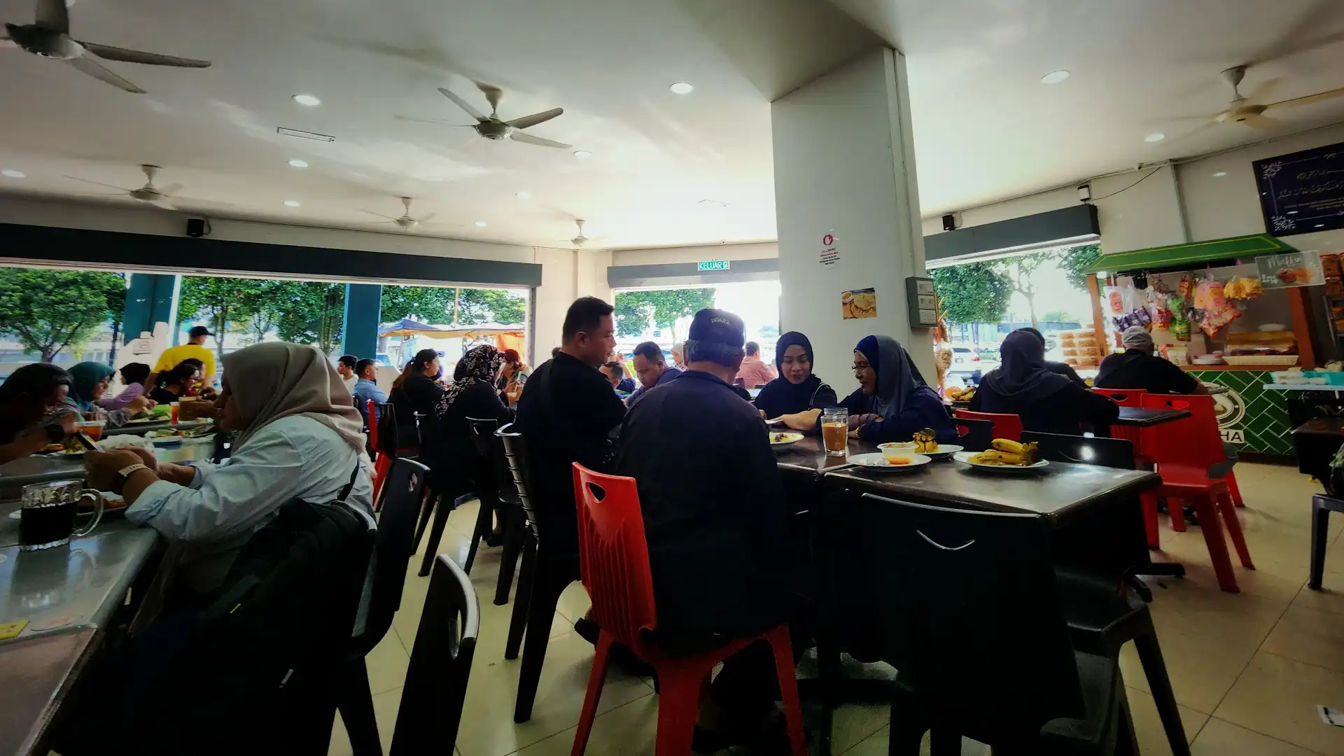 Nasi Lemak Saleha, Ampang — Kampung-Style Comfort in Dataran Pandan Prima