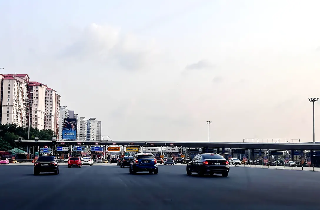 Sungai Besi Toll Plaza