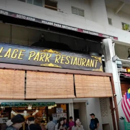Village Park Restaurant, Damansara Uptown — The Turmeric Fried Chicken Benchmark