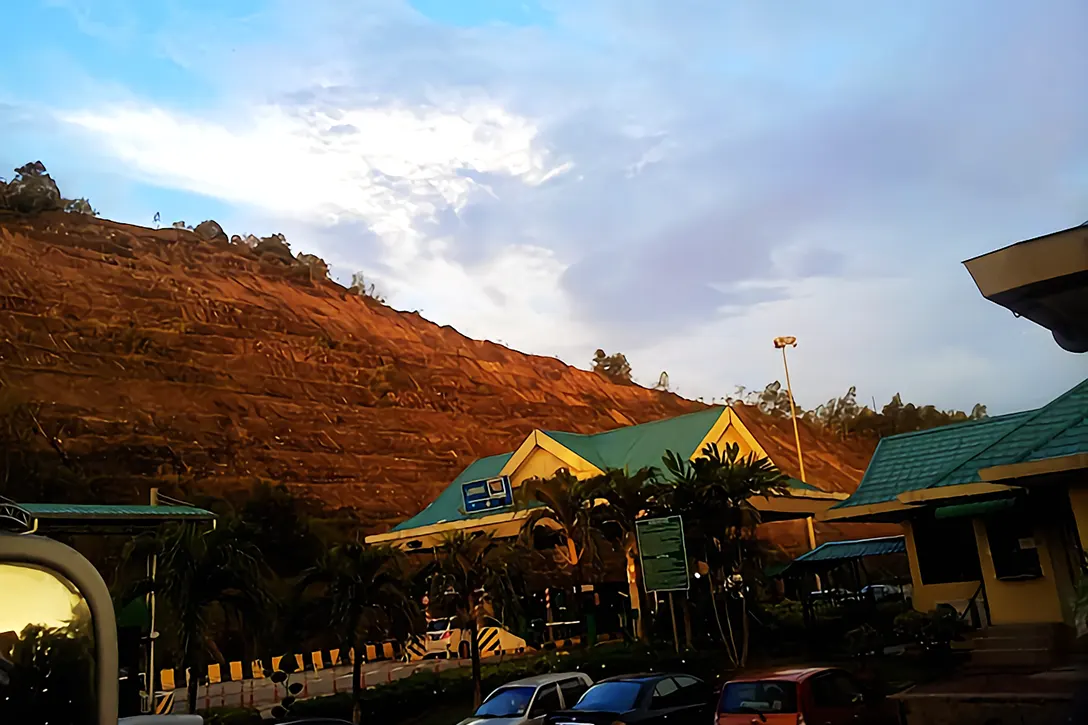 Bukit Merah Toll Plaza