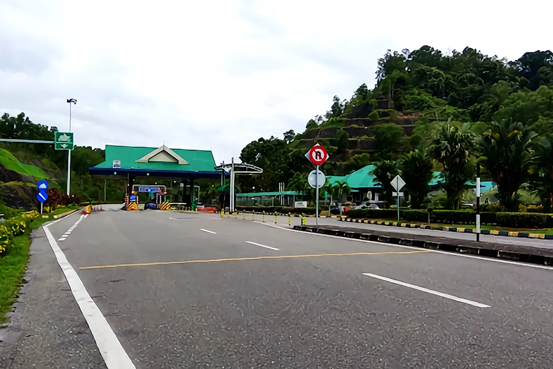 Bukit Merah Toll Plaza