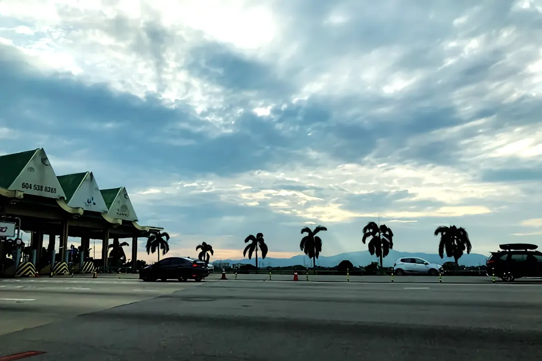 Sungai Dua Toll Plaza