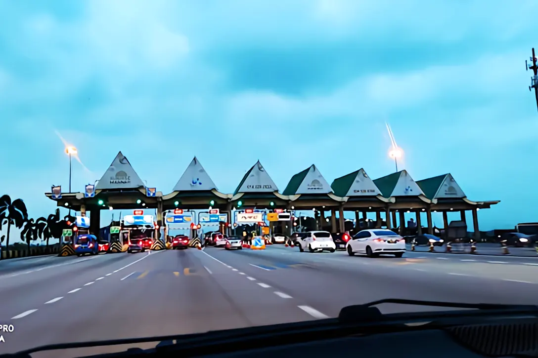 Sungai Dua Toll Plaza