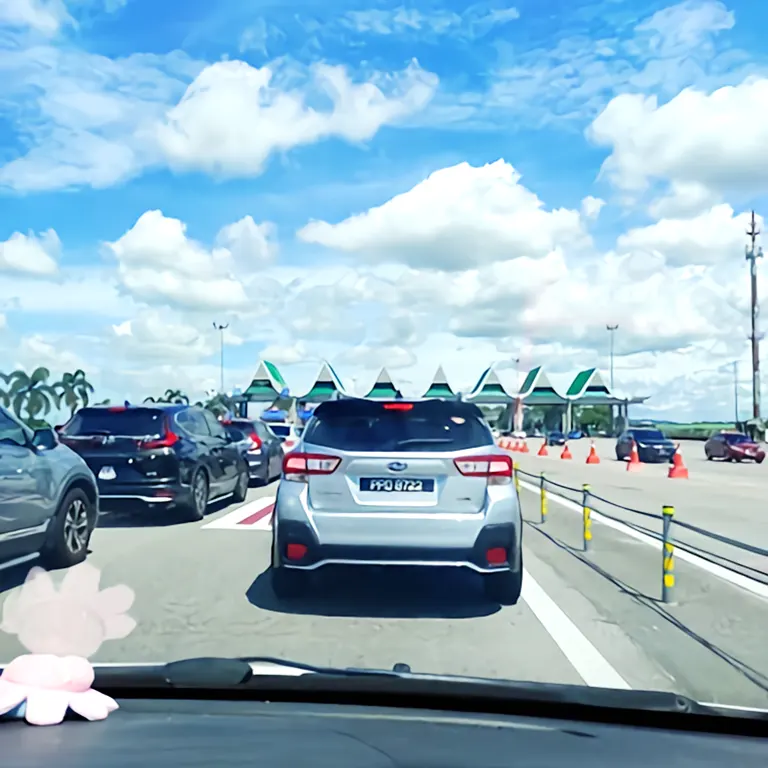 Sungai Dua Toll Plaza