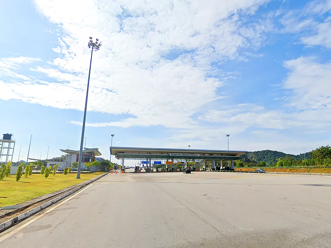 Bandar Ainsdale Toll Plaza