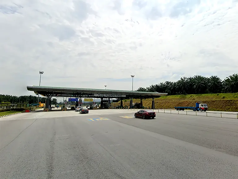 Bandar Serenia Toll Plaza