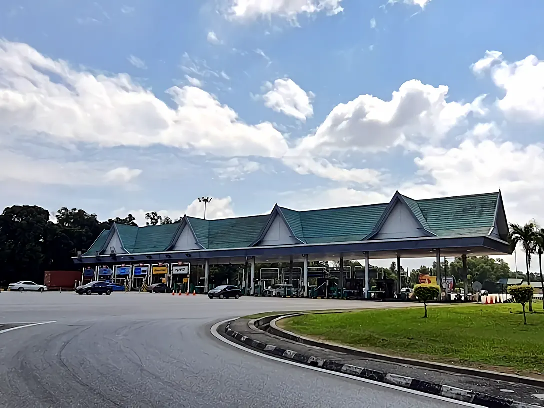 Bukit Raja Toll Plaza