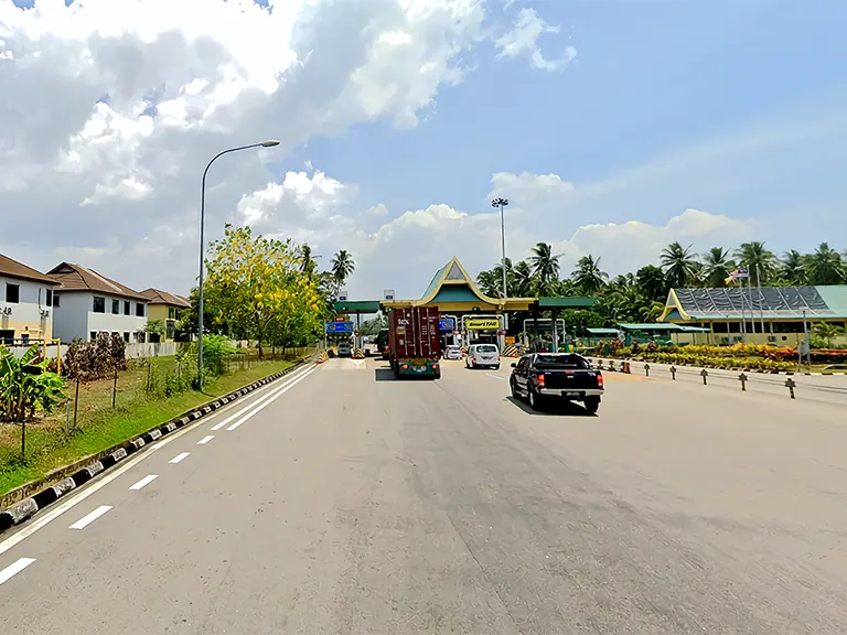 Bukit Tambun Selatan Toll Plaza