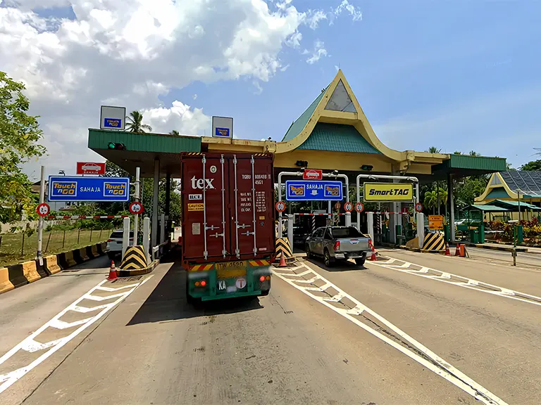 Bukit Tambun Selatan Toll Plaza