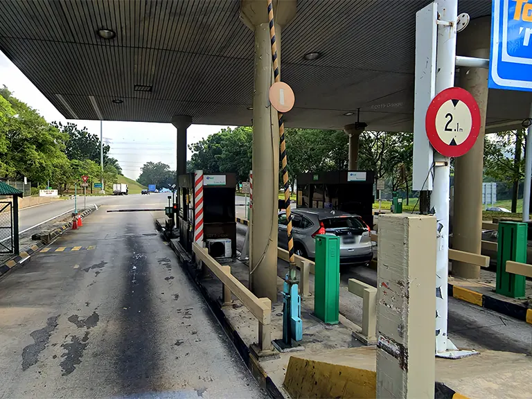 Ebor Selatan Toll Plaza