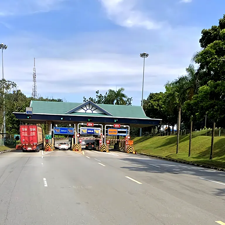 Ebor Utara Toll Plaza