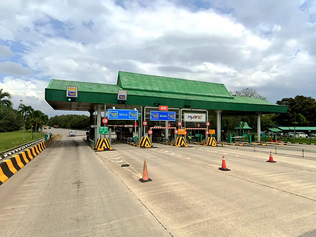 Jasin Toll Plaza