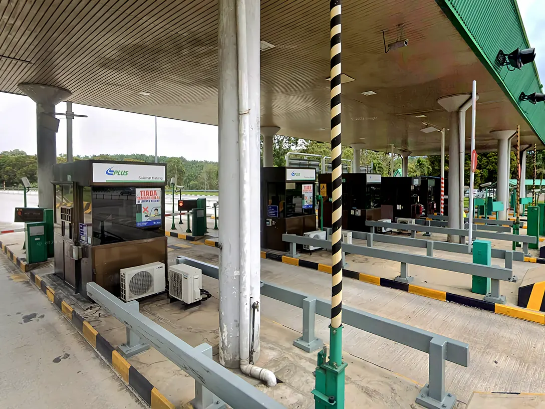 Jasin Toll Plaza