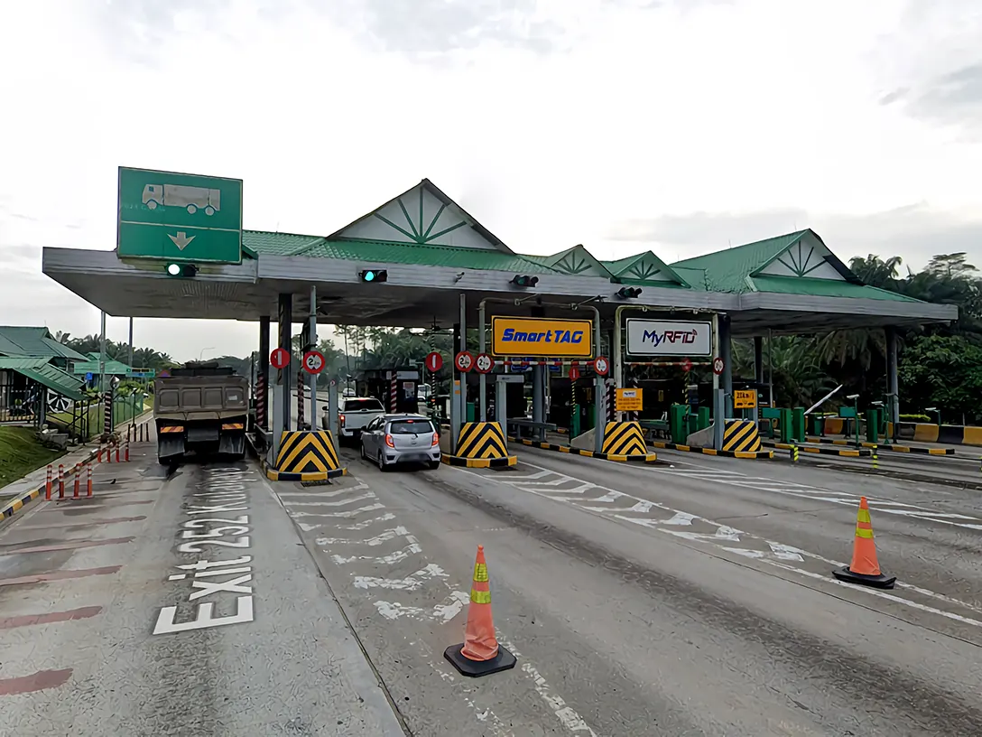 Kulai Toll Plaza