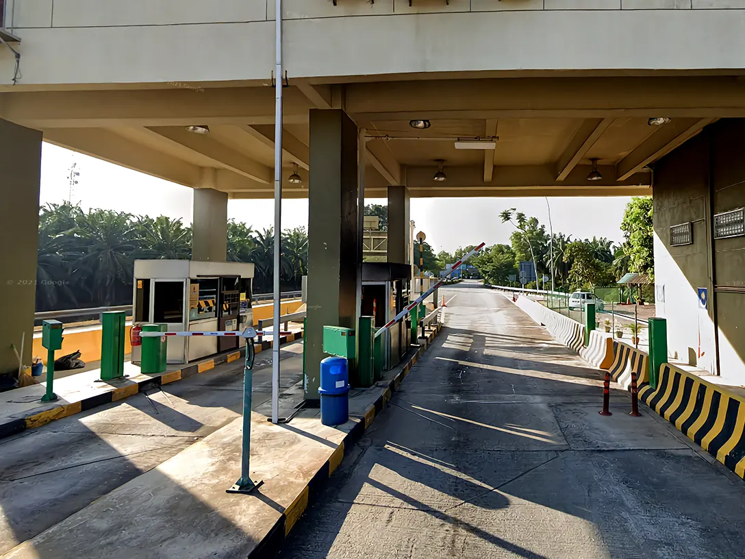 Lukut Toll Plaza