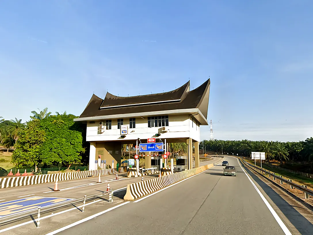 Lukut Toll Plaza