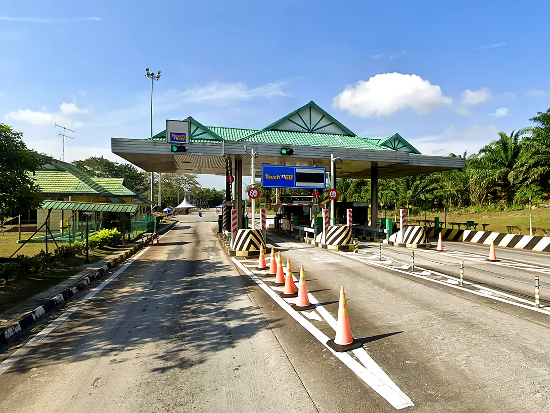 Machap Toll Plaza