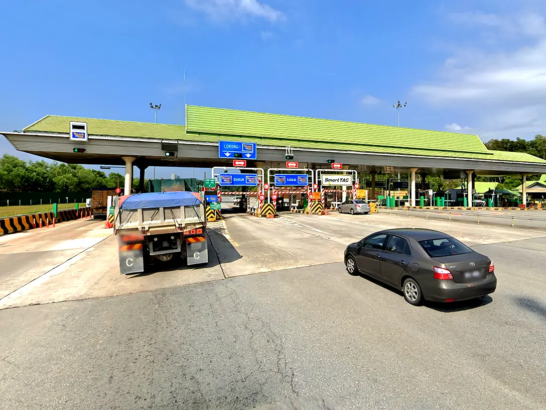 Nilai toll plaza