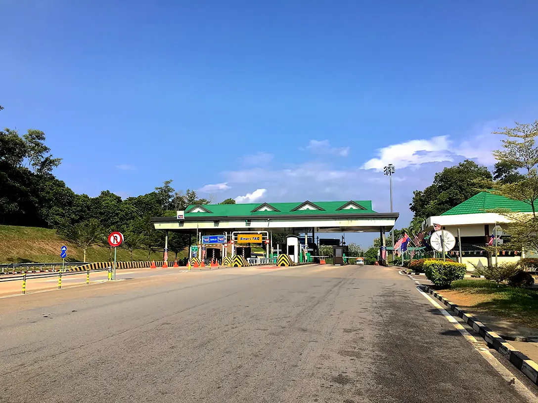 Pagoh Toll Plaza