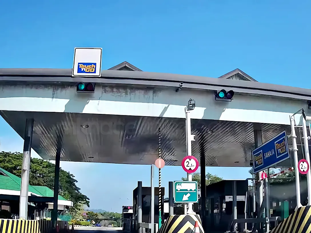 Pagoh Toll Plaza