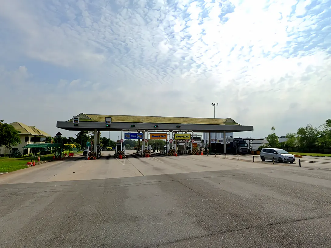 Putera Mahkota Toll Plaza