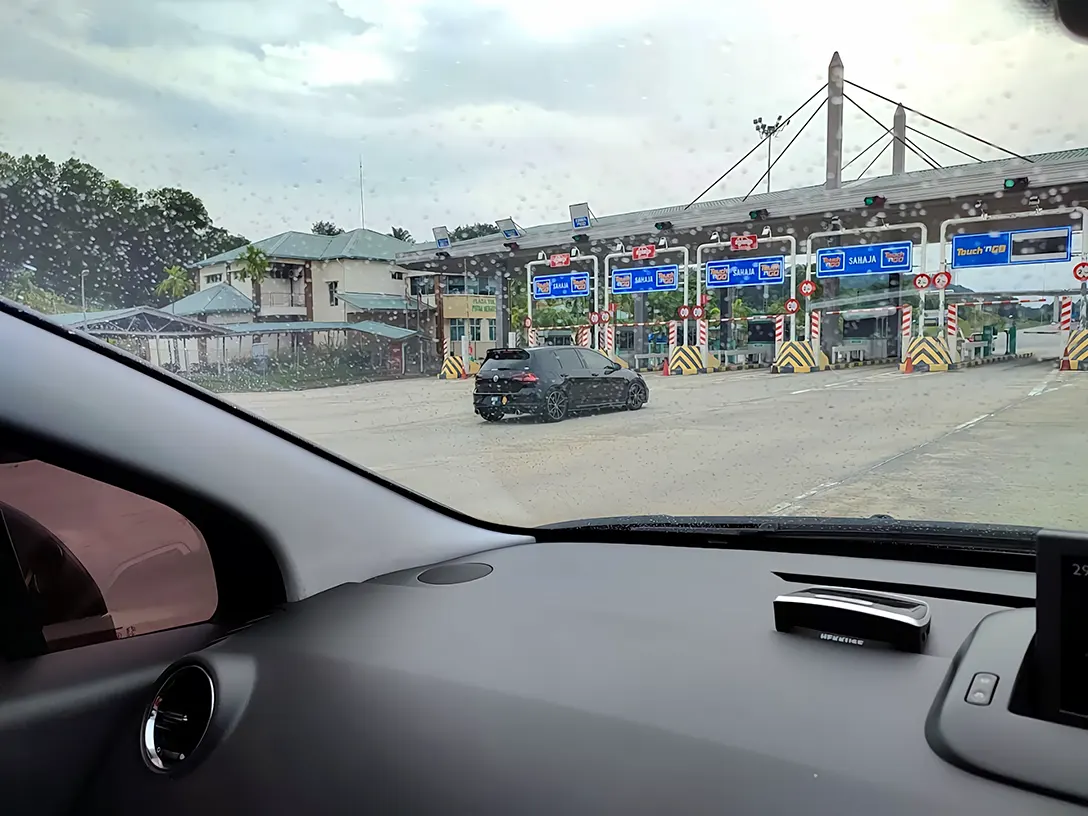 Putra Heights Toll Plaza