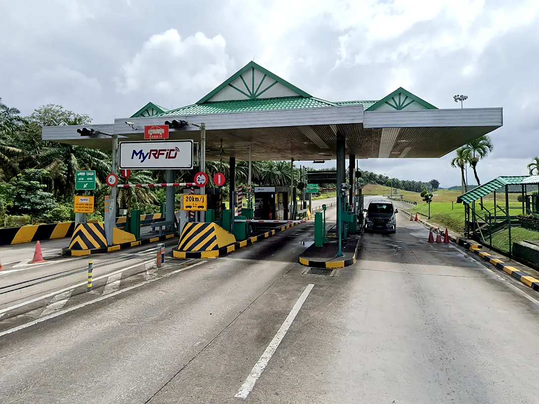 Sedenak Toll Plaza