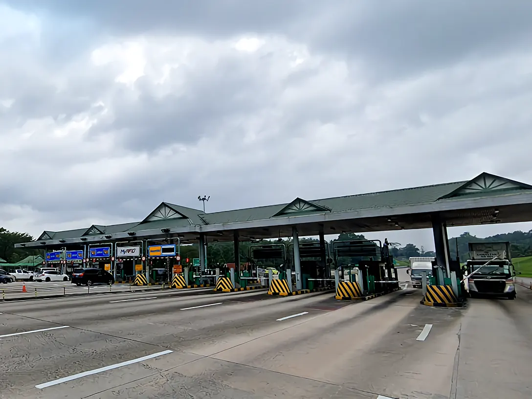 Senai Utara Toll Plaza