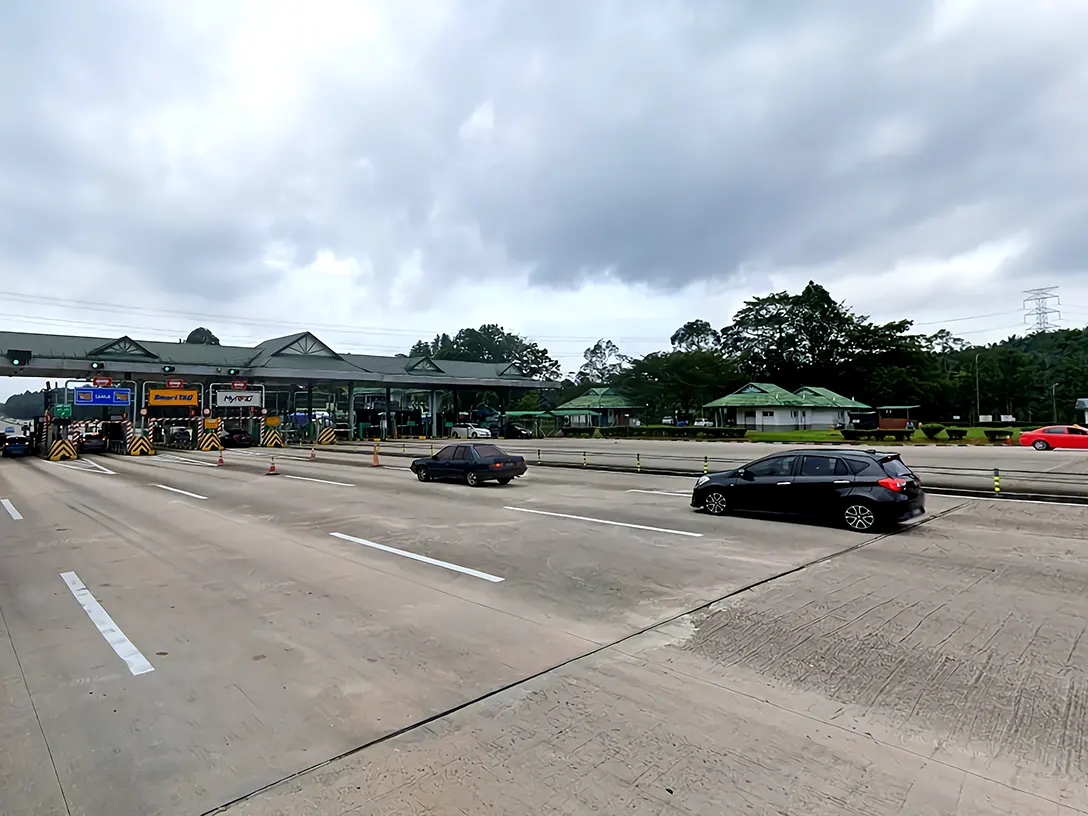 Senai Utara Toll Plaza