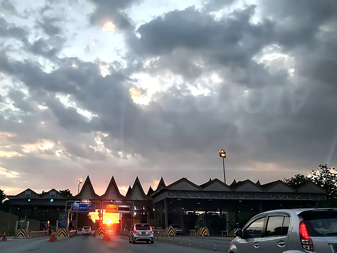 Senawang Toll Plaza