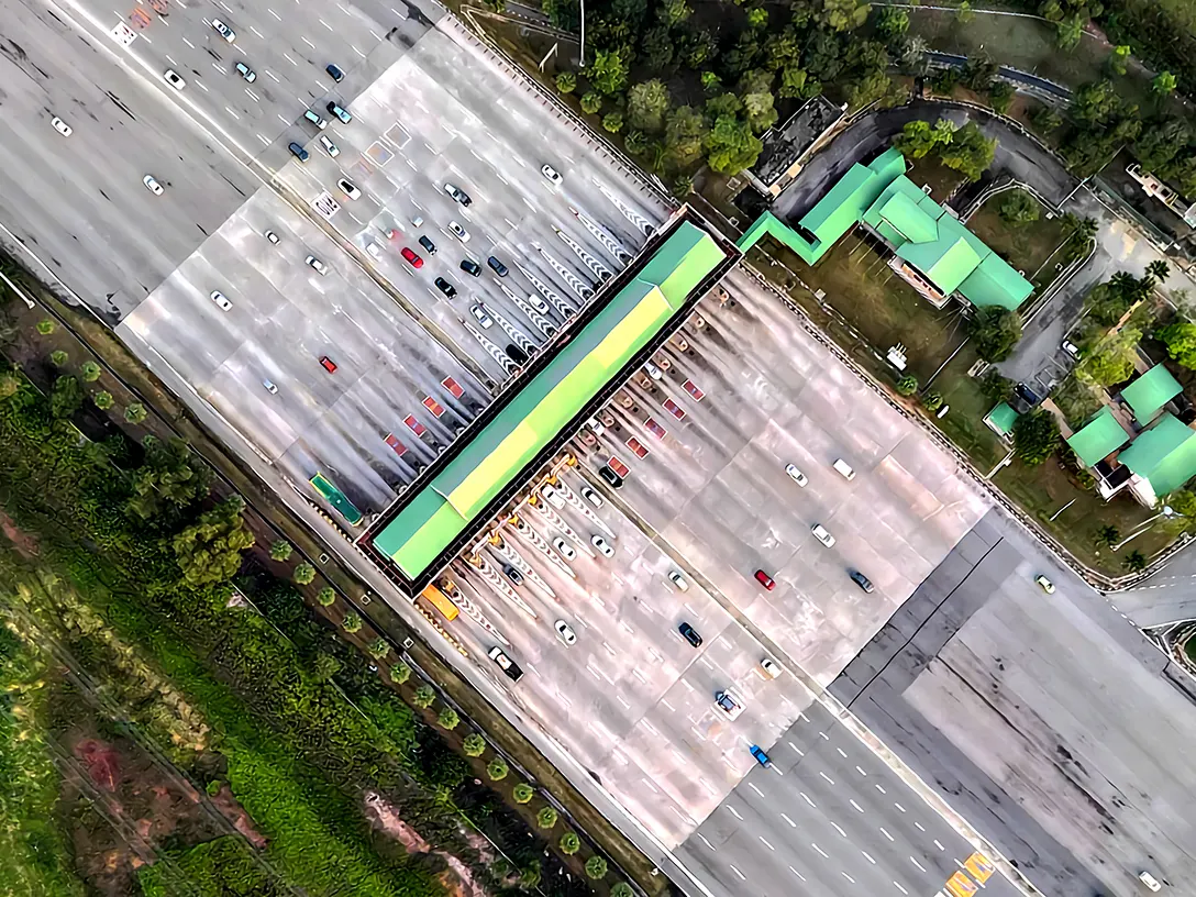 Setia Alam Toll Plaza