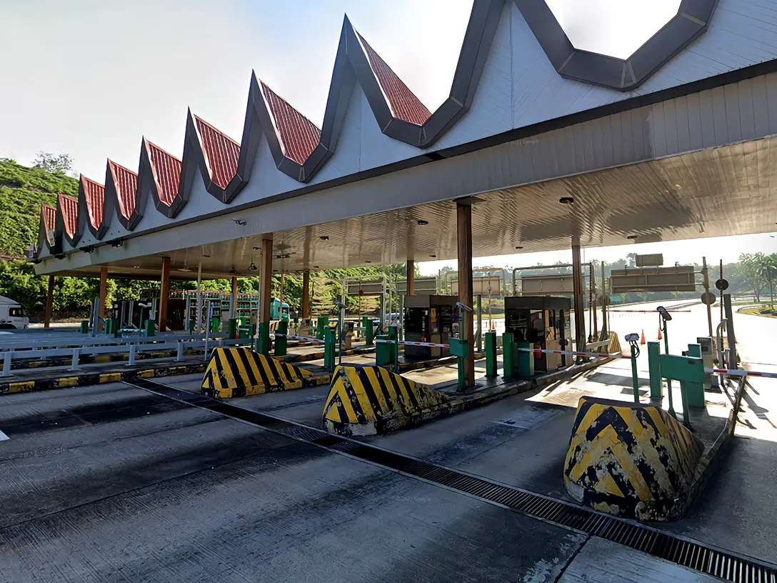 Simpang Ampat toll plaza