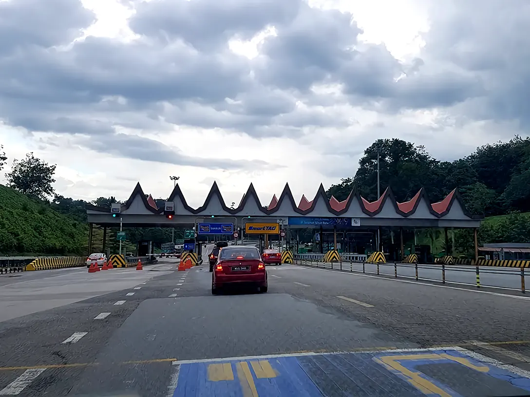 Simpang Ampat toll plaza