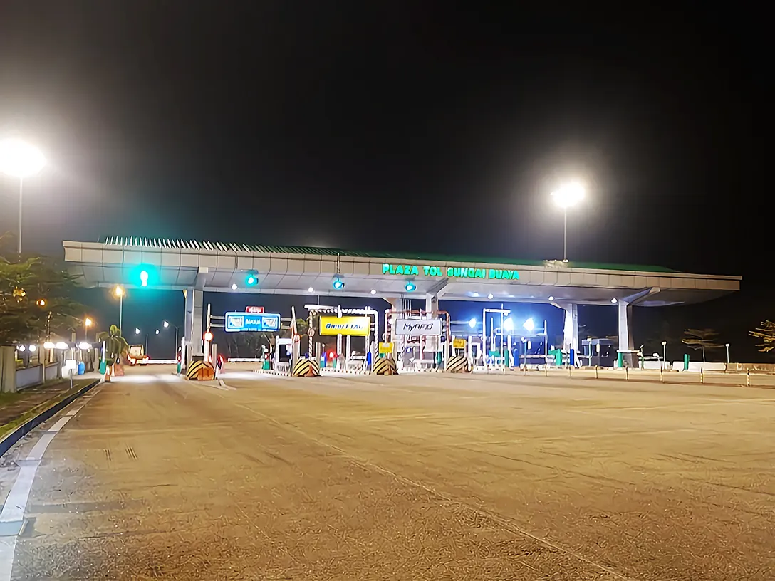 Sungai Buaya Toll Plaza