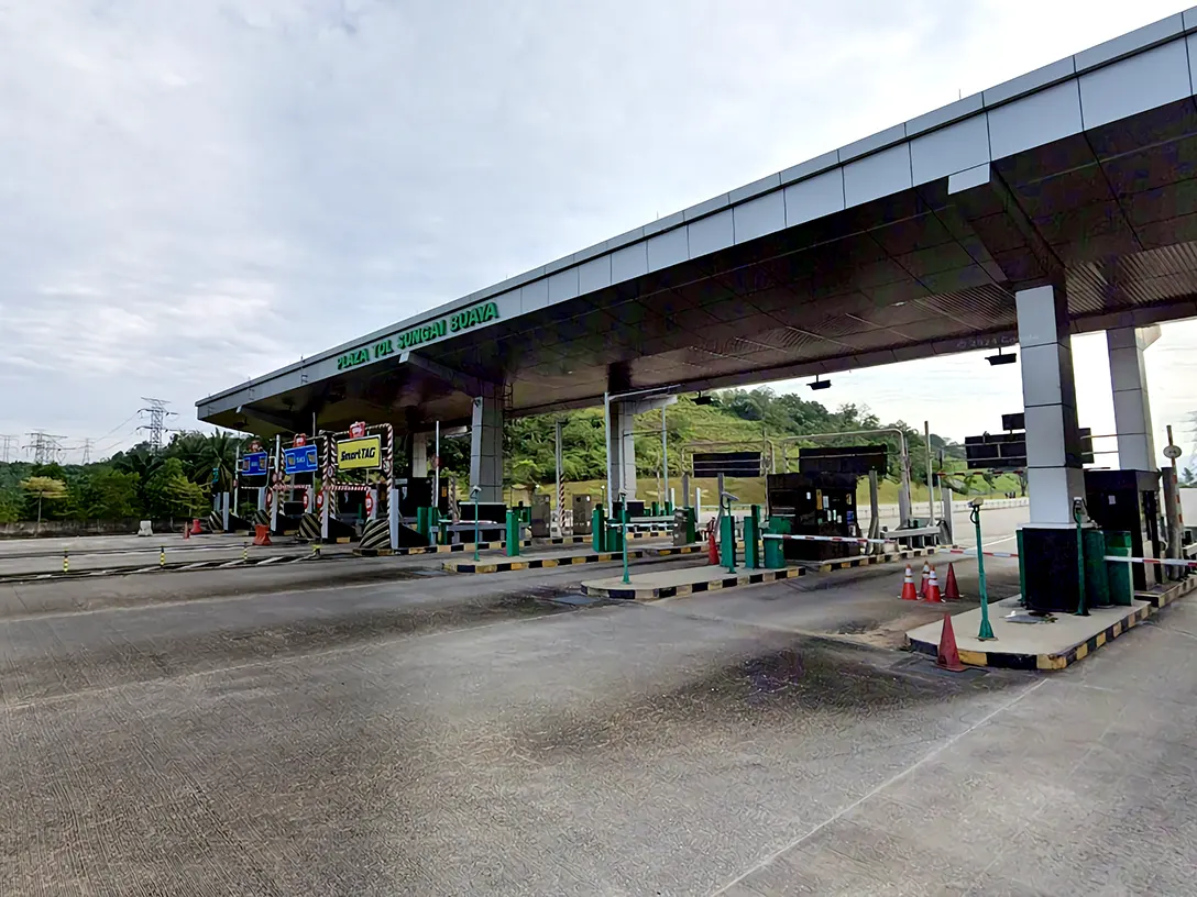 Sungai Buaya Toll Plaza