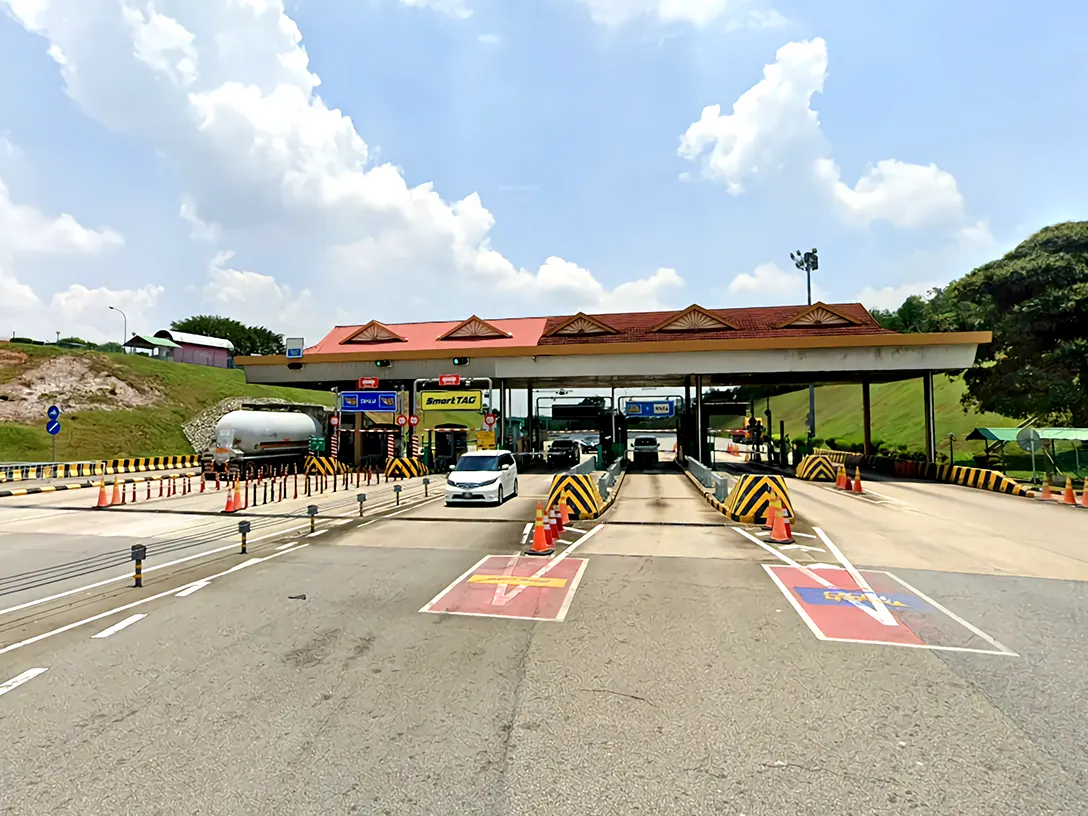 Tangkak Toll Plaza